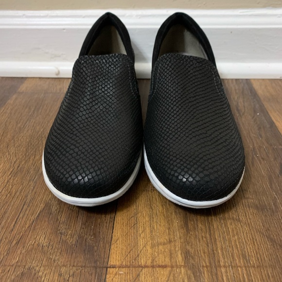 Walking Cradles Shoes Walking Cradles Orleans Sneakers Poshmark